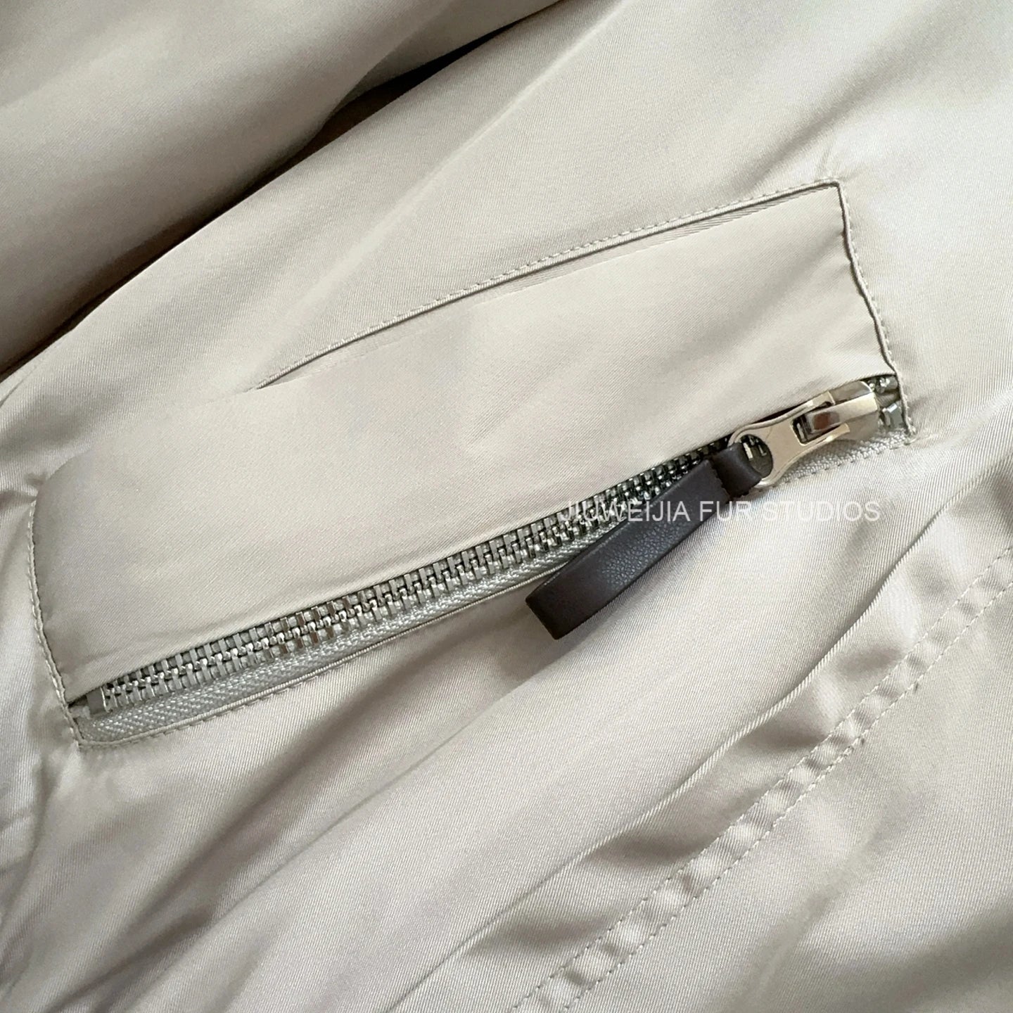 Women's Winter Jacket 2025 New Hot Natural Real Rabbit Fur Parka Coat Luxury Female With Warm Outerwears Fashion Trend Clothes